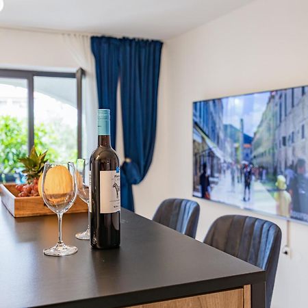 Romeo&Julia- Newly Refurbished Apartment Near Medulin โปแมร์ ภายนอก รูปภาพ