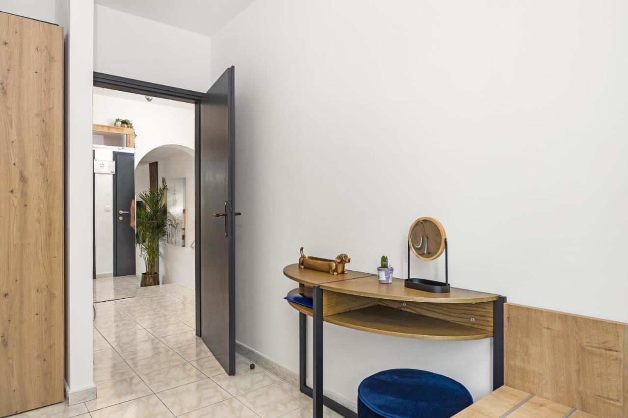 Romeo&Julia- Newly Refurbished Apartment Near Medulin โปแมร์ ภายนอก รูปภาพ